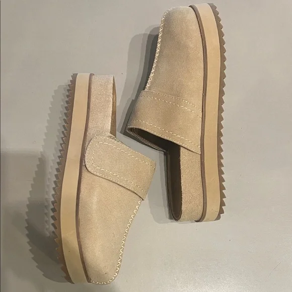 NEW Kelsi Dagger Beige Suede Loafers - Picture 2 of 3